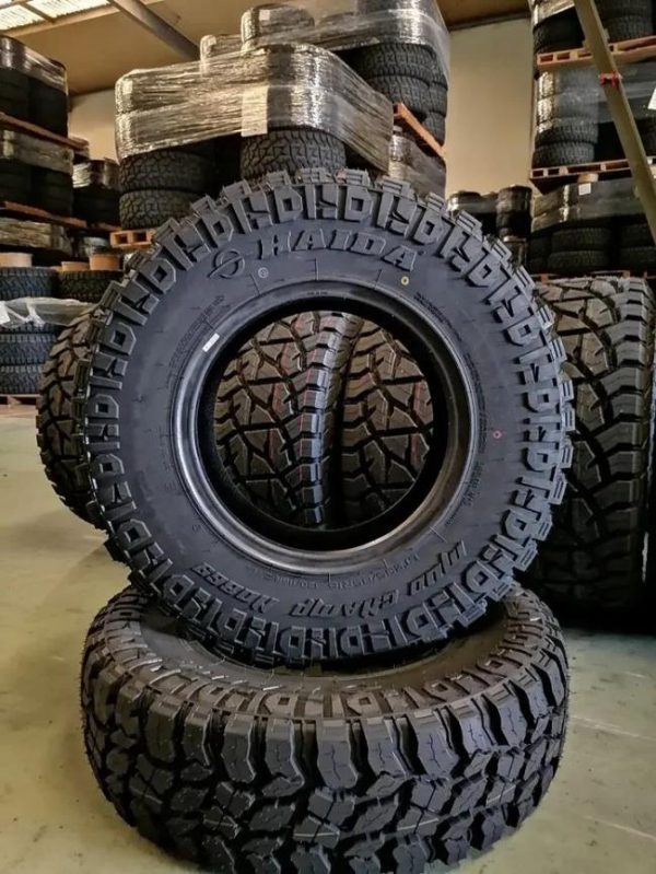 Passenger Car Tires |   AT All terrain Off Road 4×4 tyres Wider Footprint RT Passenger Car Tyres