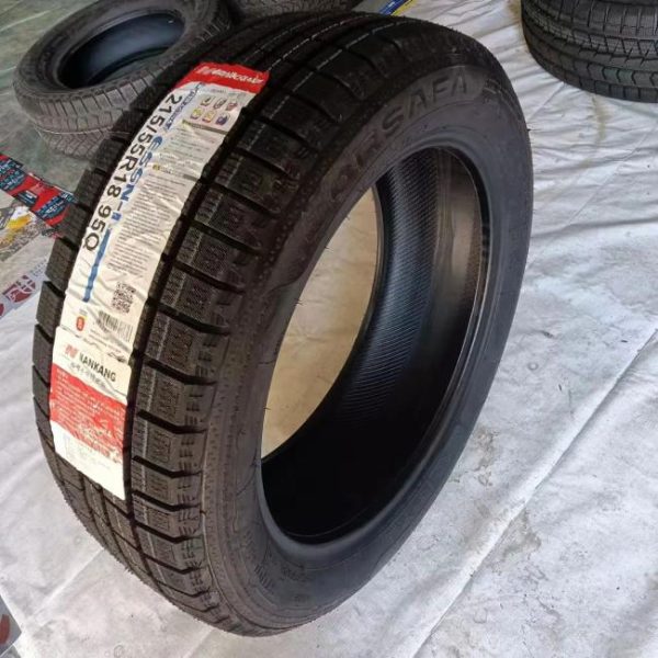 Passenger Car Tires |   China Good Quality Fashionable Promotional Car Tyre Size 215/55r18 Snow Tires