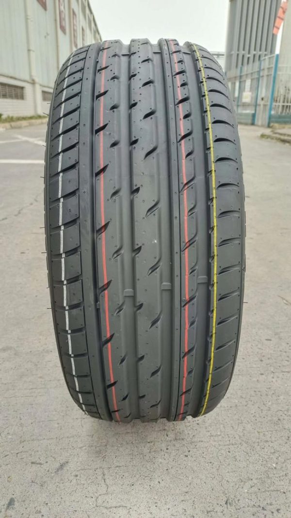 Passenger Car Tires |   China popular brand HAIDA UHP passenger car tire 245 40 20 255 35 20 car tire 265/50/20 315/35/20 tires