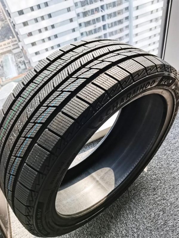 Passenger Car Tires |   EV car tyre for Tesla Model Y: 255/45 R 19 255/40 R 20 winter tires snow tires