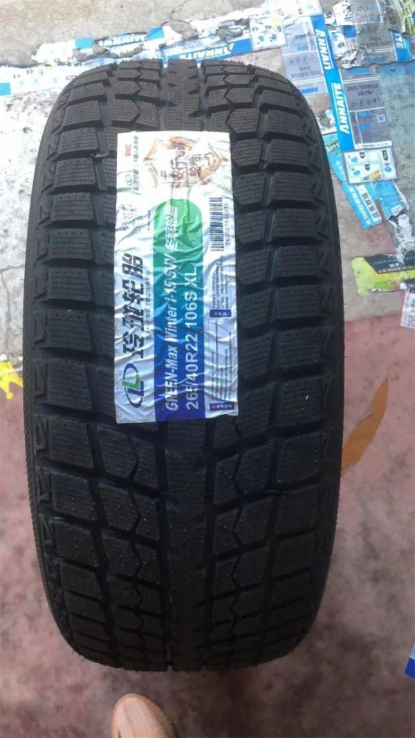 Passenger Car Tires |   Hot selling new energy vehicle snow tires 265/40R22 matching extreme Krypton 001 AVITA 001 BYD Don Bev Range Rover Star 2654022