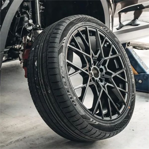 Passenger Car Tires |   PCR tyre Greentrac tires for pneu 195/65R15