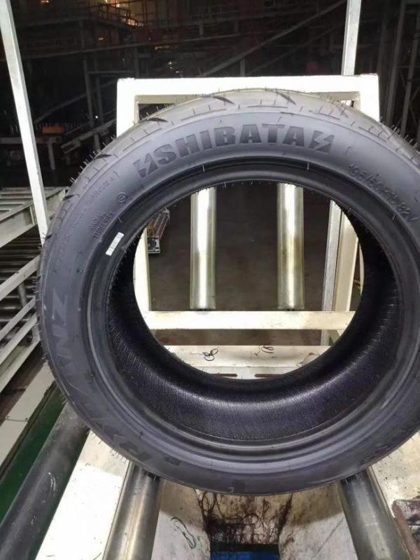 Passenger Car Tires |   Rydanz Brand China Wholesale Cheap Price Revimax R23 Racing Tire 265/35ZR18 97XLW For Racing Car Racing Track